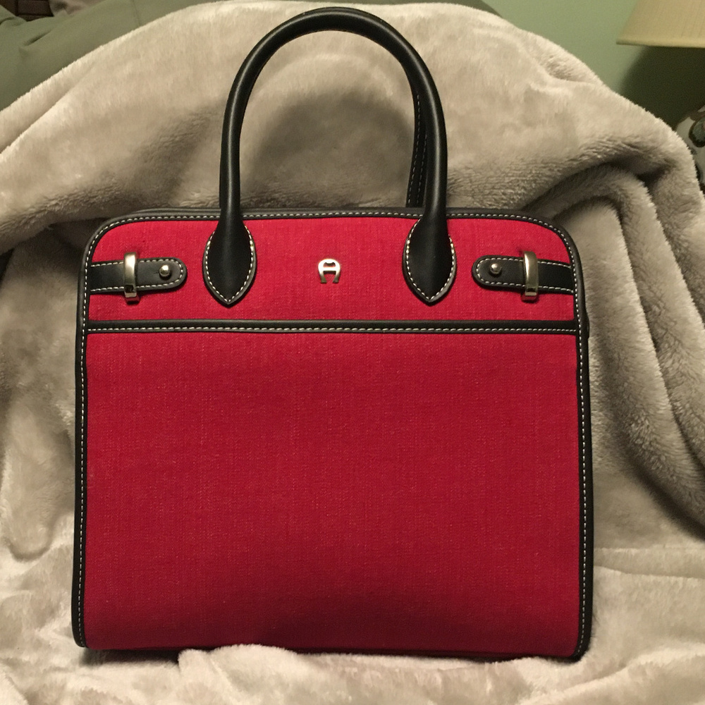 NEW~Etienne Aigner Handbag ~REDUCED~